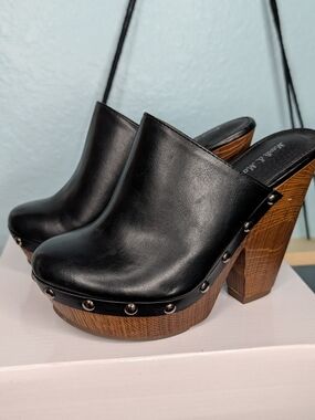 [FREE SHIPPING] Mark & Maddux Antonio Studded Black Wood Platform Clogs 5.5
